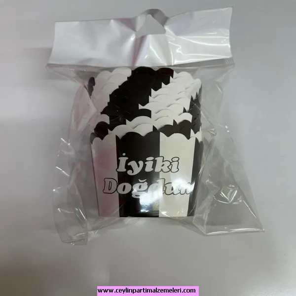 Siyah-Beyaz Çizgili Cupcake Kabı